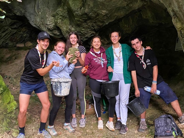 Six scouts bénévoles pour préserver l'environnement du Parc naturel du Haut Languedoc