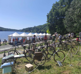 Stands à la Fête du Parc